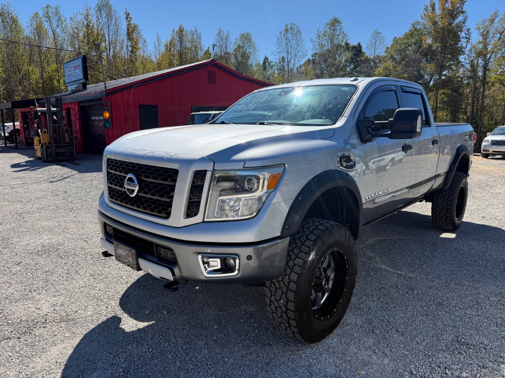 2017 Nissan Titan XD