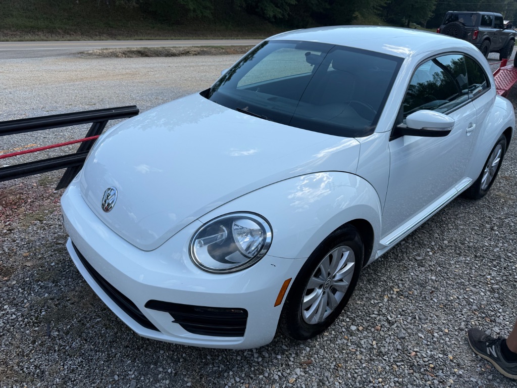 2019 Volkswagen Beetle S